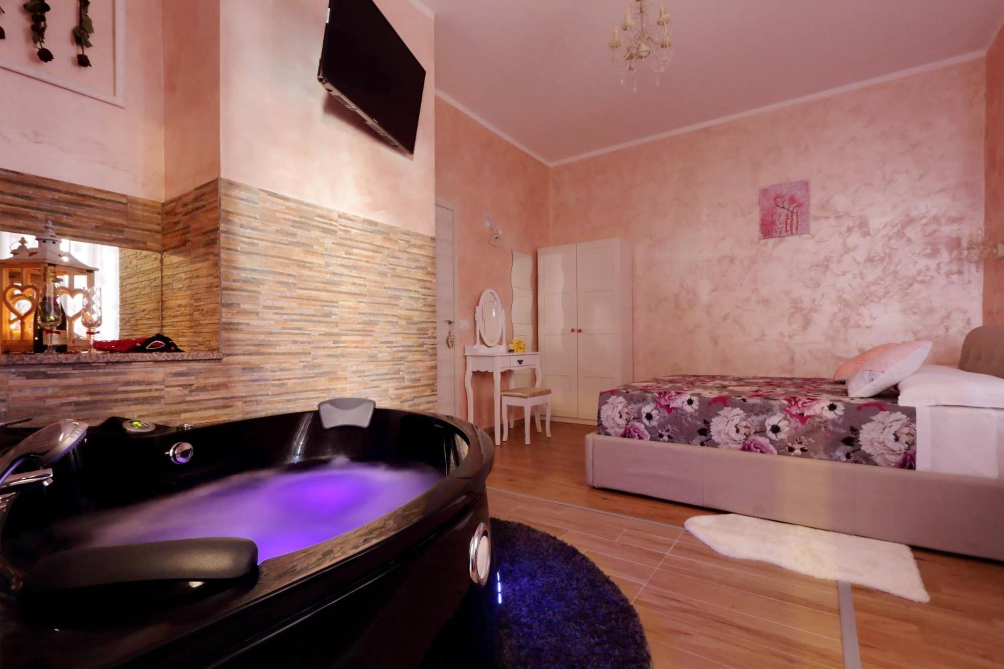 Deluxe Rooms And Chilling Jacuzzi Suite Guesthouse Roma Quarto foto